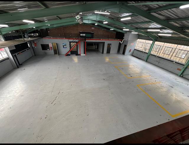 3,057M² WAREHOUSE FOR SALE IN STRIJDOMPARK